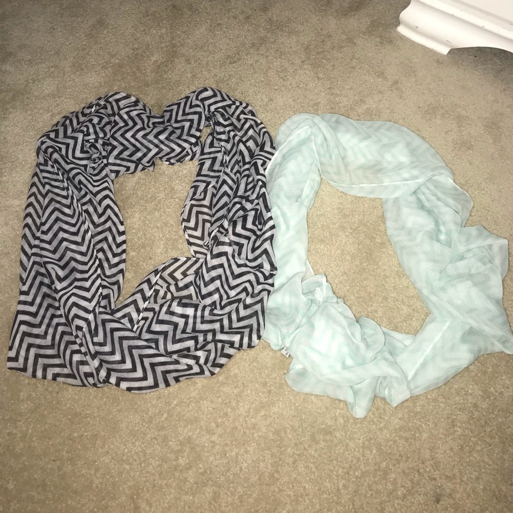 Cheveron Infinity Scarf 2 pack